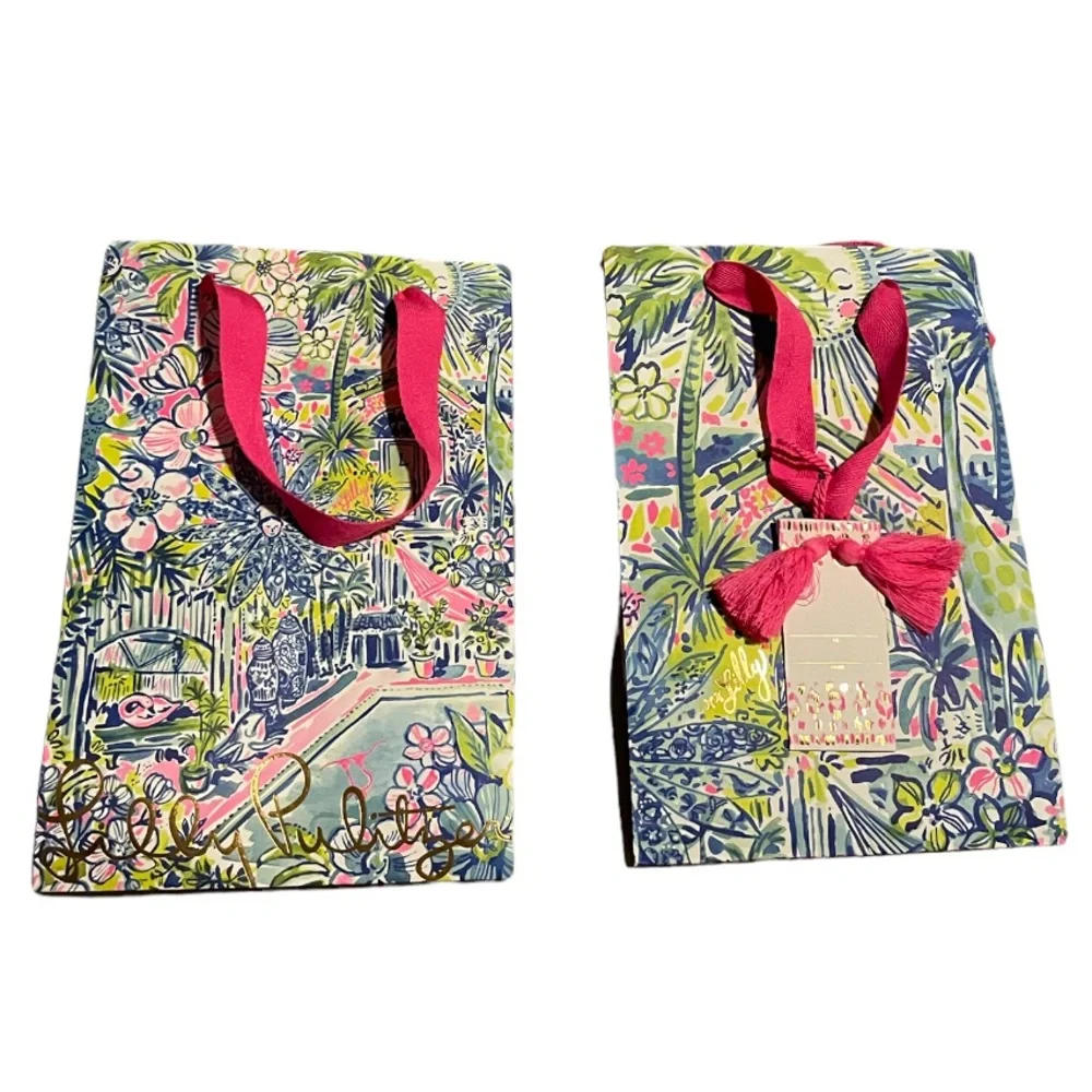 Set of two Lilly Pulitzer gift bags 🌺 - Picture 1 of 4